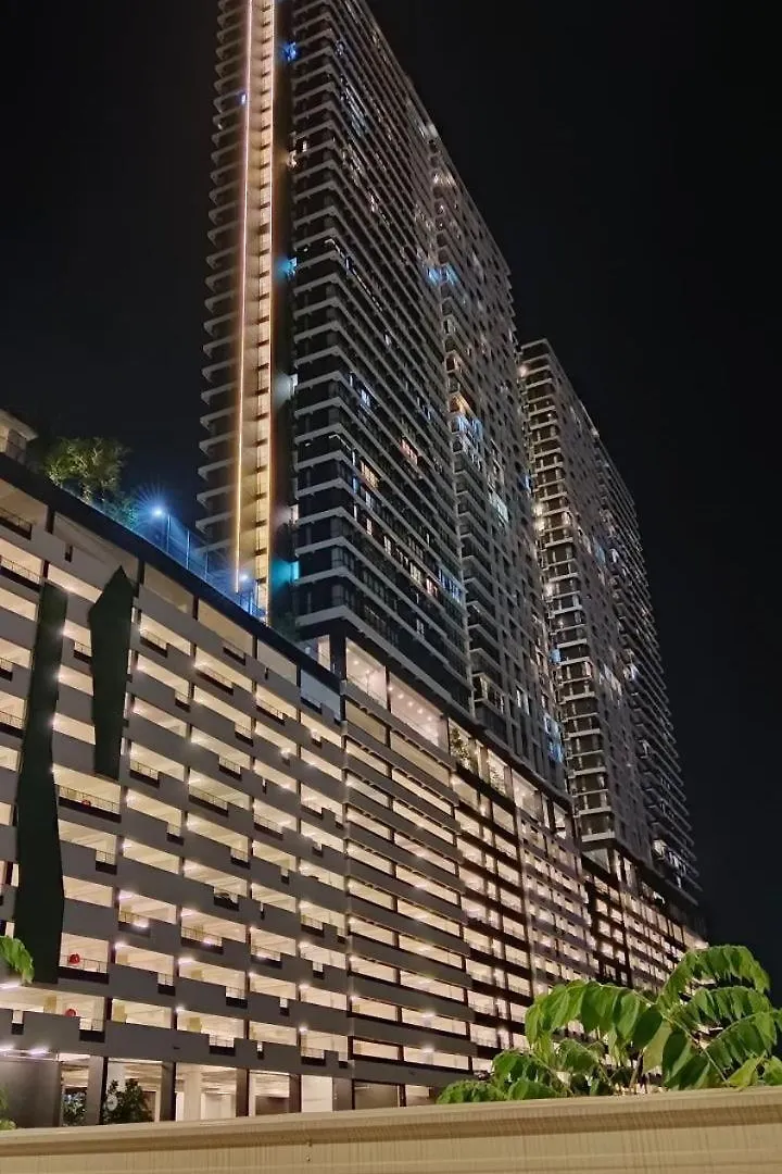 Apartment In Georgetown 3Br 10Pax George Town